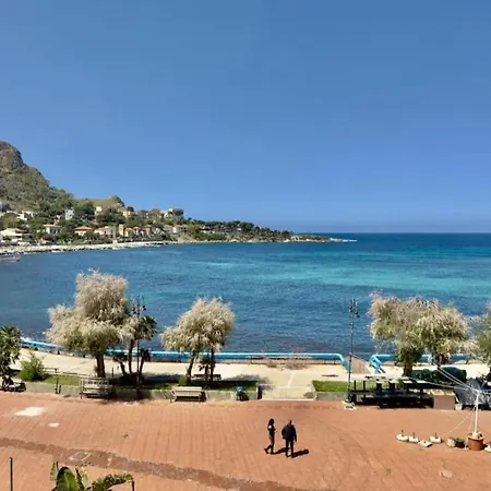 P & L House Palermo